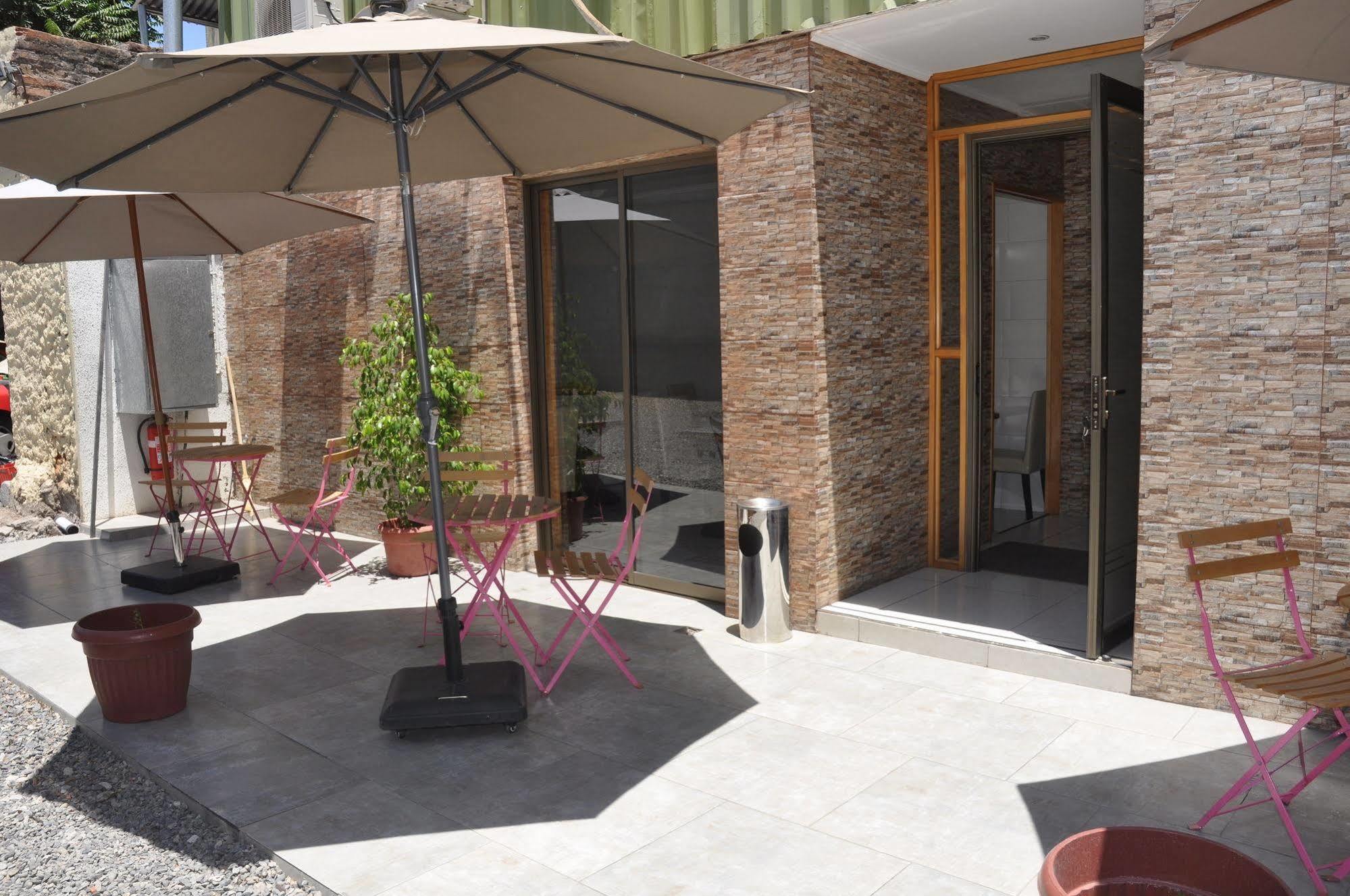 Cosmopolita Hostel Santiago de Chile Bagian luar foto